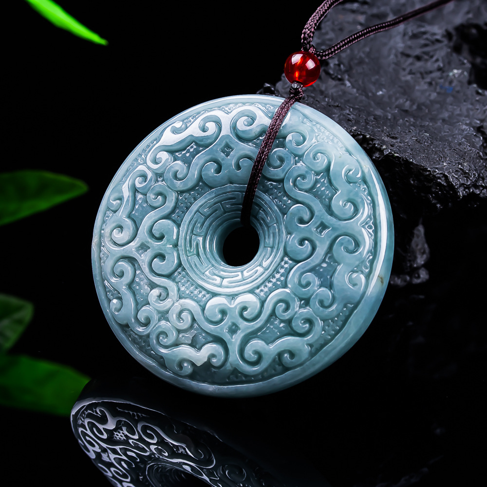 Necklaces - Collier pendentif fleur en jadéite birmane