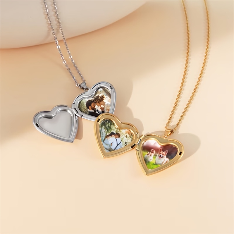 Heart Locket Necklace Photo - Collier avec pendentif médaillon en forme