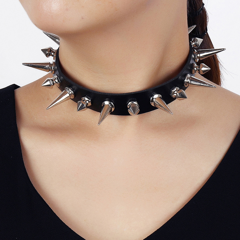 Goth Punk Spike Choker - Collier en similicuir pour femmes et