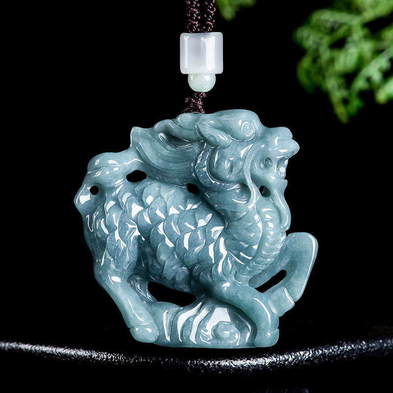 Necklaces - Collier pendentif Kylin en jadéite birmane,