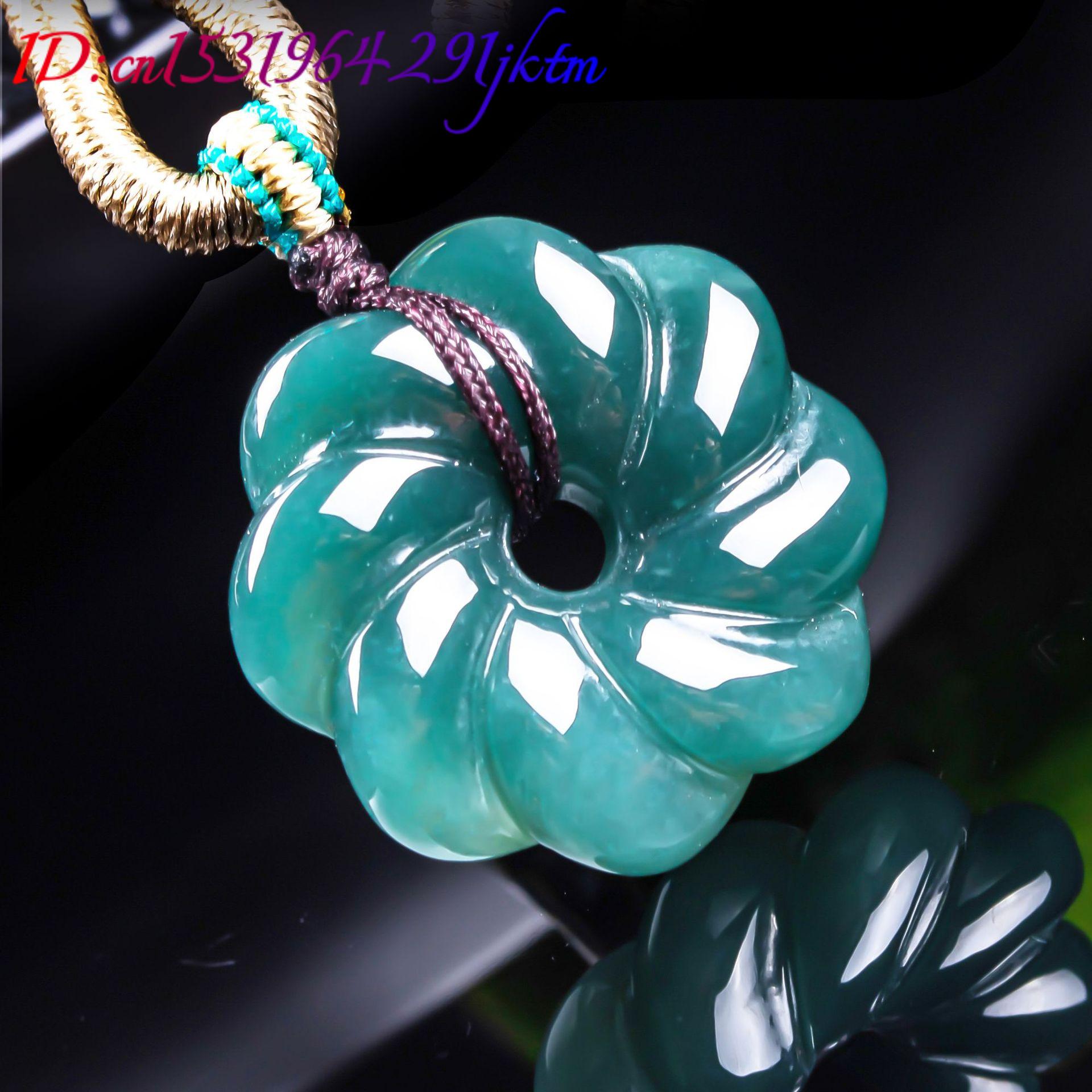 Collier avec pendentif en jade - Necklaces avis et prix
