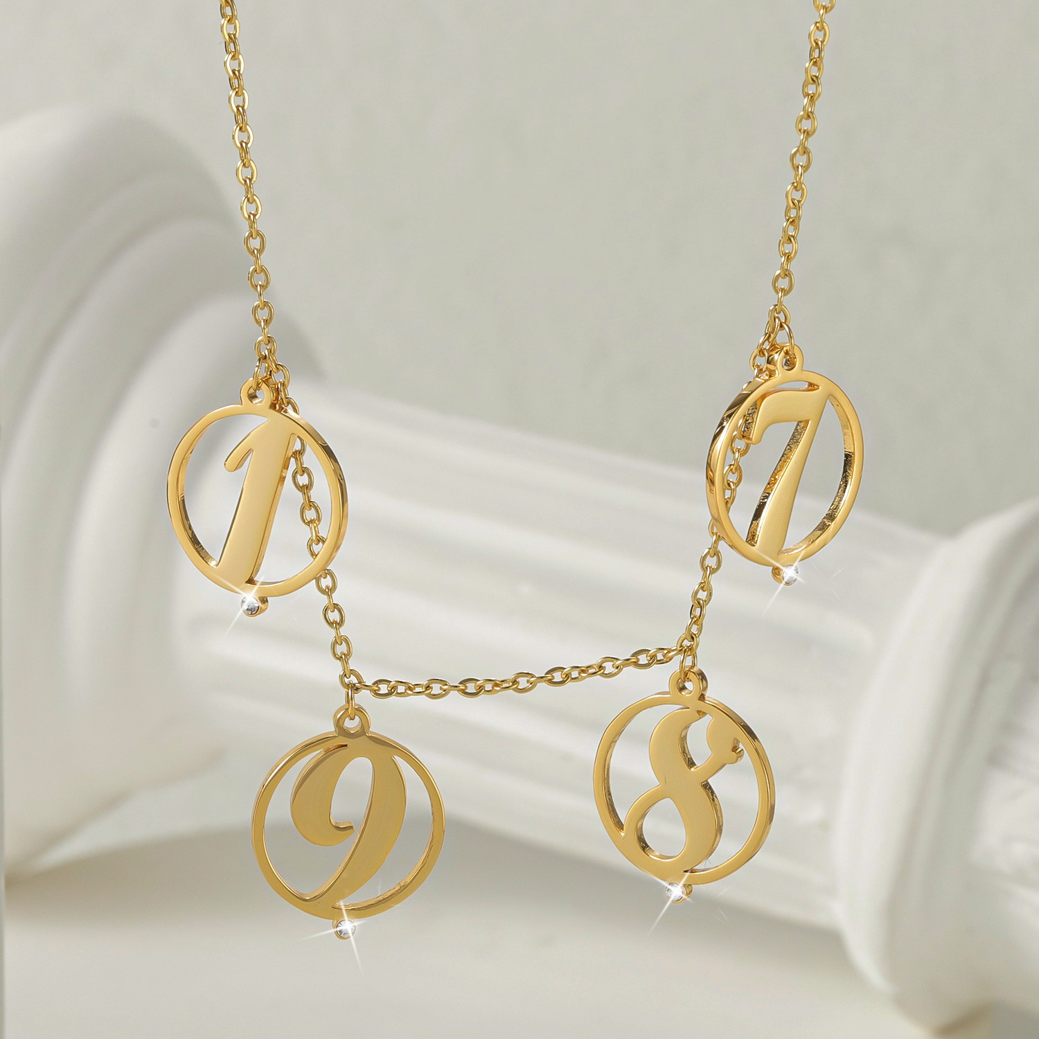 Collier multi-initial Halo per - Initial Letter Necklace 18K Gold avis et prix
