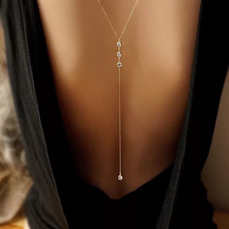 Collier chaîne arrière en stra - Body Jewelry avis et prix