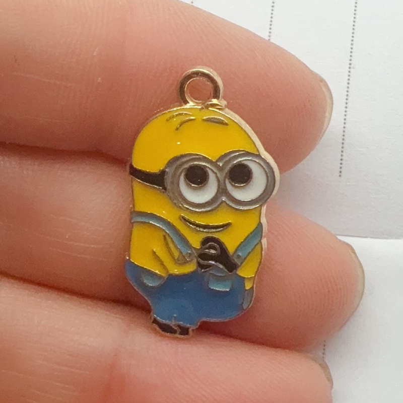 Pendentif en alliage à motif d - Earrings avis et prix