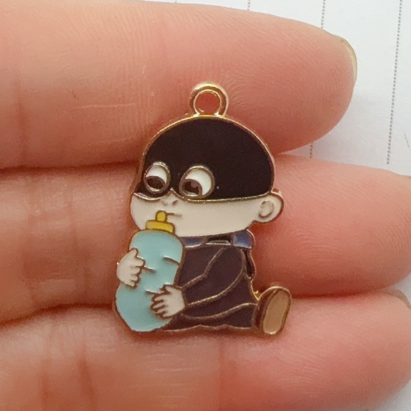 Pendentif en alliage à motif d - Earrings avis et prix