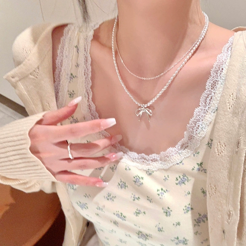 Collier ras du cou à double co - Layered Pendant Necklace Aesthetic avis et prix