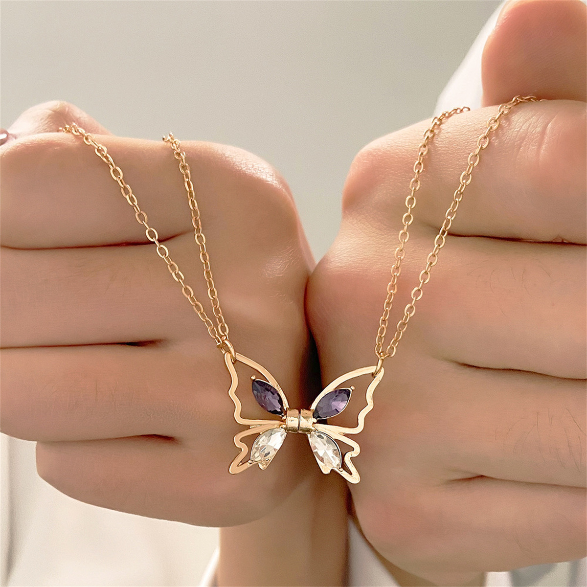 Collier magnétique papillon po - Magnetic Couple Matching Necklaces avis et prix