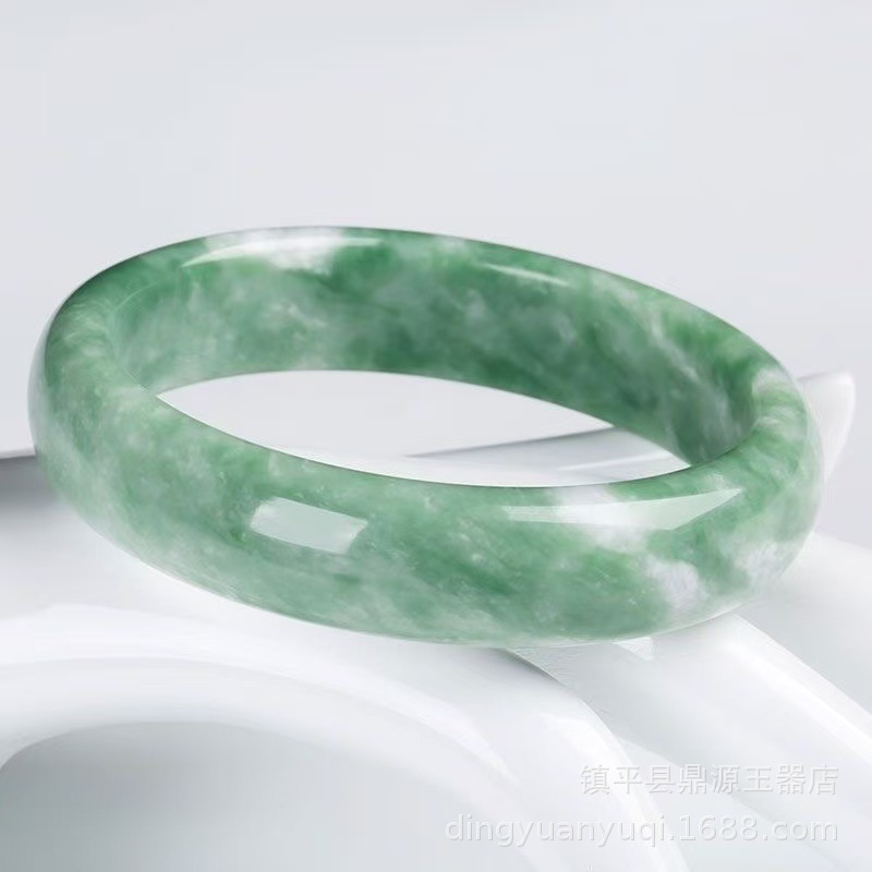 Bracelet en jadéite verte du G - Bracelets avis et prix