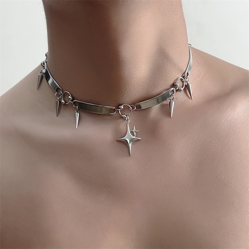 Collier ras du cou Hiphop en a - Goth Punk Spike Choker avis et prix