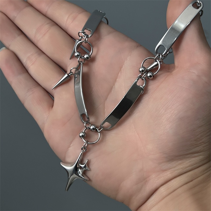 Collier ras du cou Hiphop en a - Goth Punk Spike Choker avis et prix