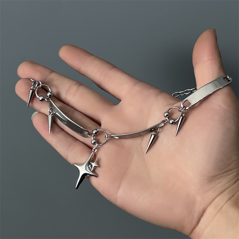 Collier ras du cou Hiphop en a - Goth Punk Spike Choker avis et prix