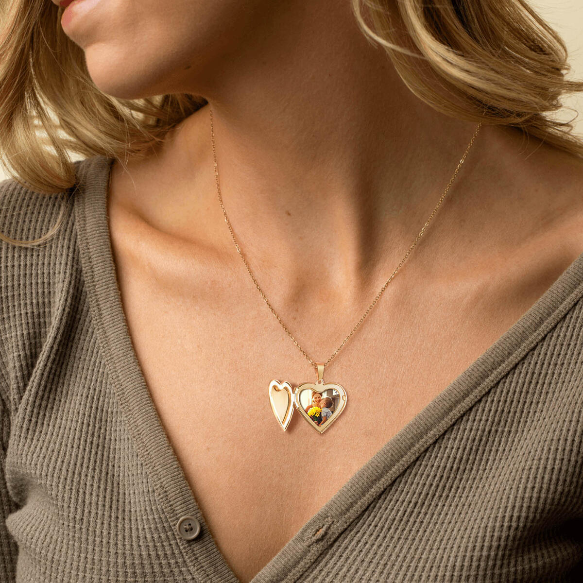 Collier Médaillon Coeur en Aci - Heart Locket Necklace Photo avis et prix