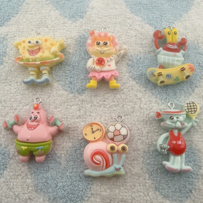 Pendentif en résine de dessin  - Earrings avis et prix