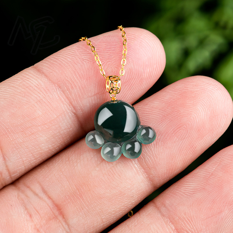 Collier pendentif patte de cha - Necklaces avis et prix