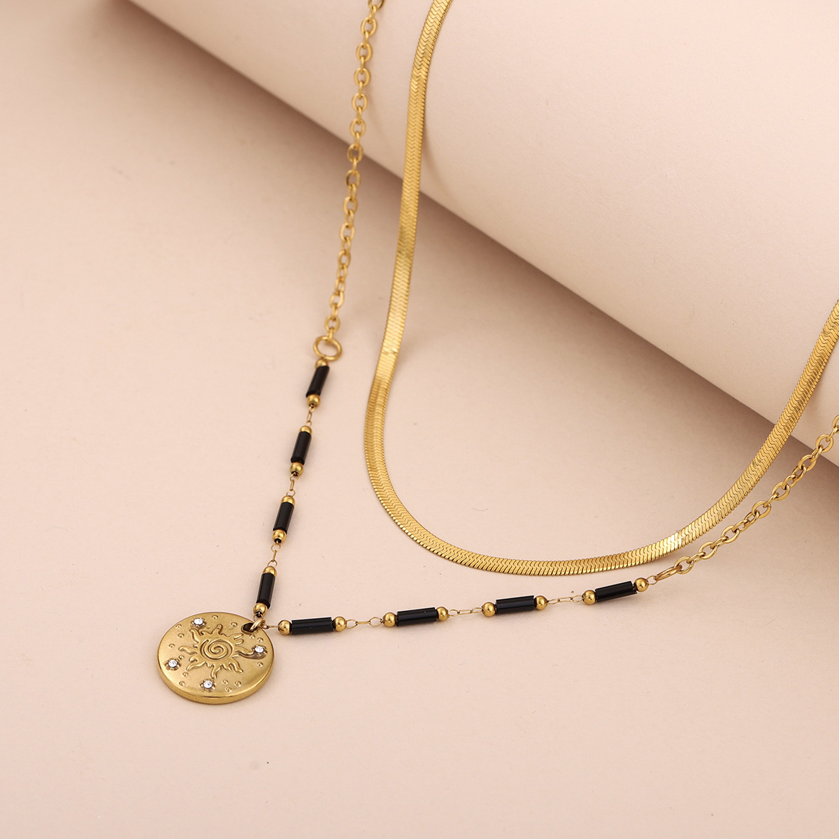 Collier superposé Bohème avec  - Layered Pendant Necklace Aesthetic avis et prix